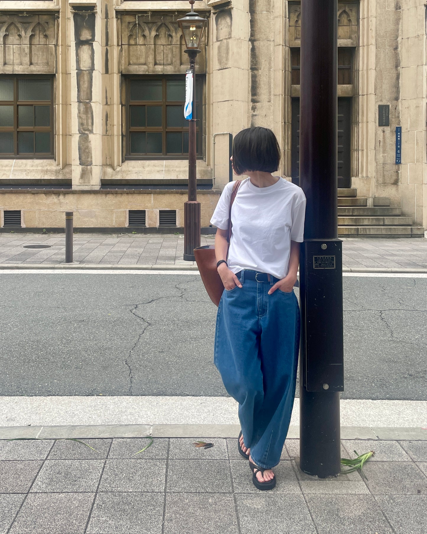 カーブワイドデニムパンツ