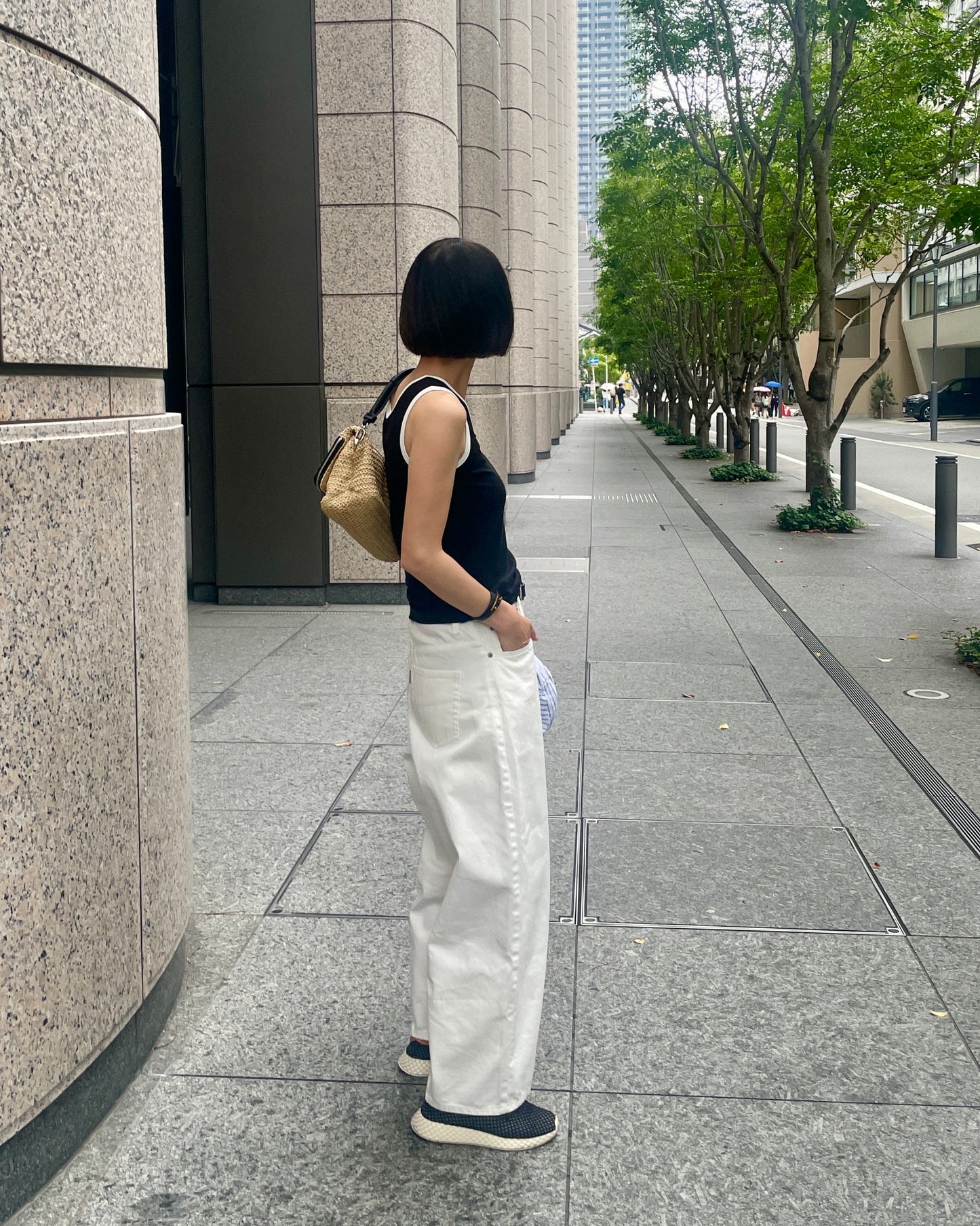 カーブワイドデニムパンツ