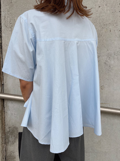 back flare shirt / white
